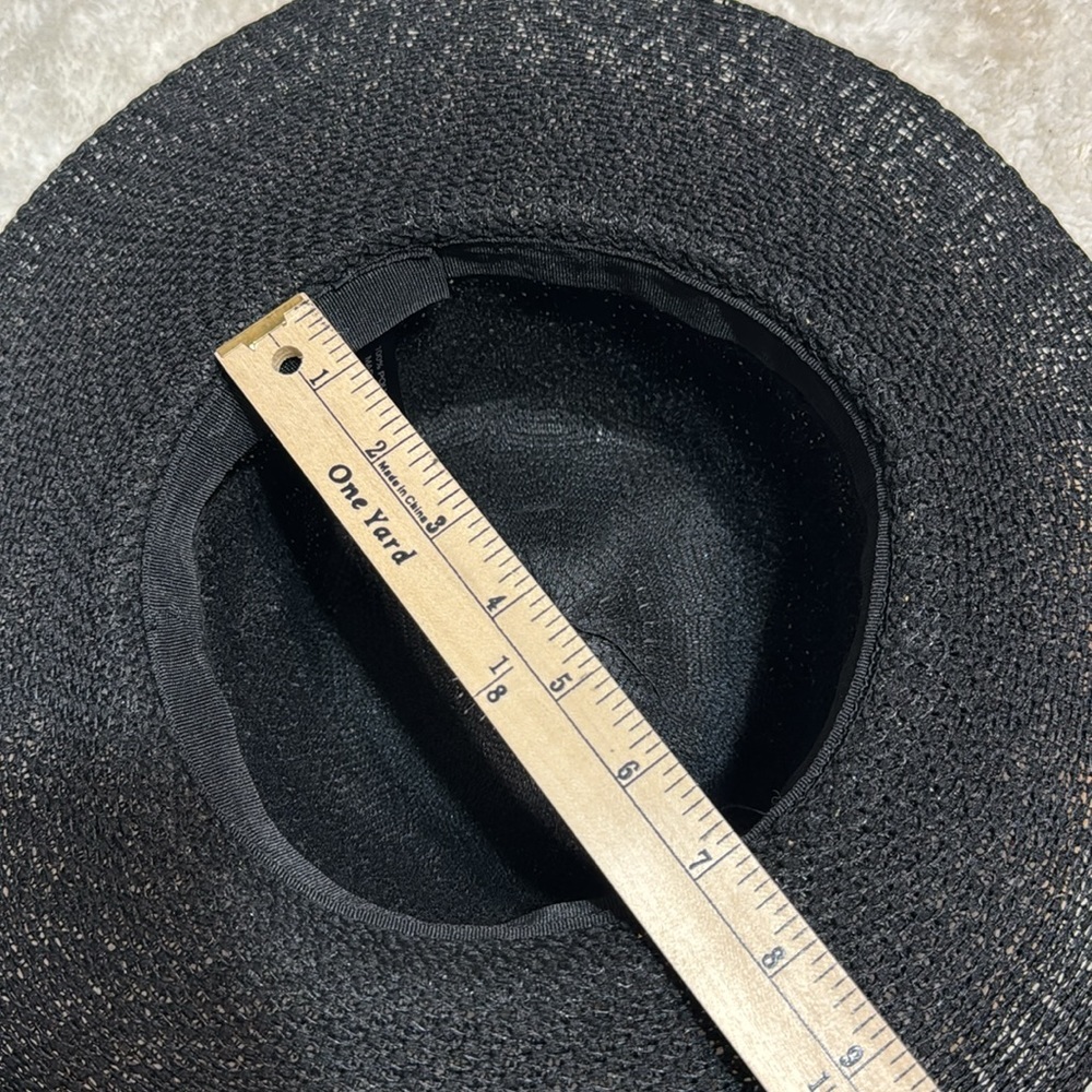 Beautiful hat - Picture 6 of 6